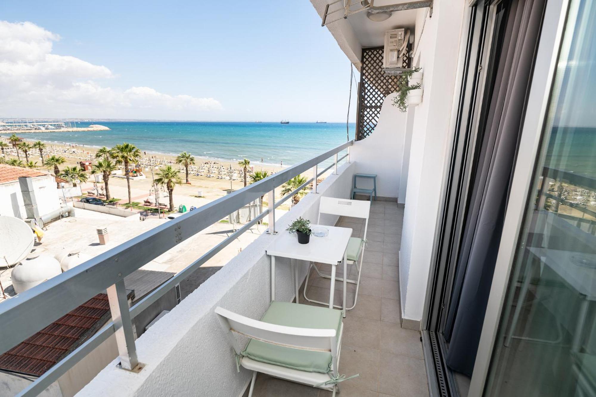 Quattro Beachfront Sea View Ap 34 Apartment Larnaka
